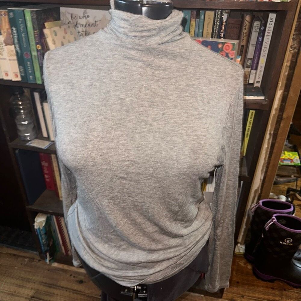 Chelsea28 Nordstrom gray lightweight XL turtleneck